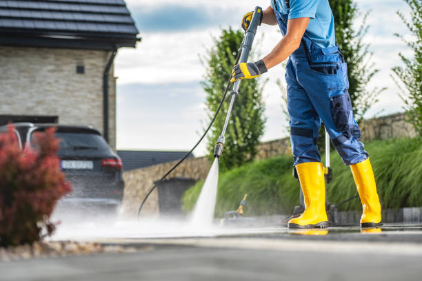 Best Deck Cleaning Services  in Greene, RI